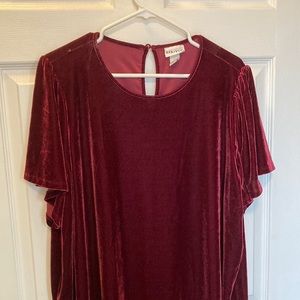 Ava & Viv Size 2 Crushed Velvet Dress in Burgundy